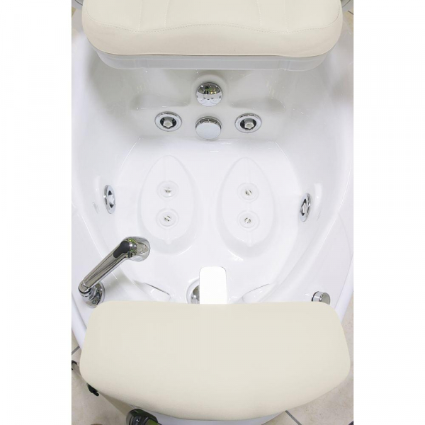 Педикюрное кресло с гидромассажной ванной "PEDI SPA"
